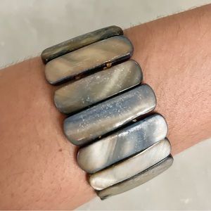 Mother of Pearl Elastic Bracelet
